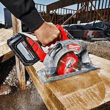 Milwaukee M18 FUEL